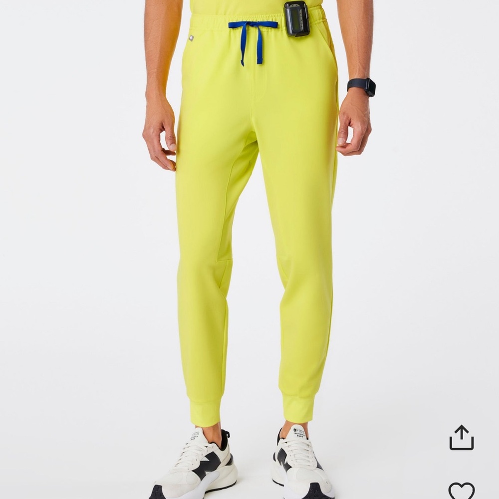 Figs Tansen jogger scrub pants in yellow